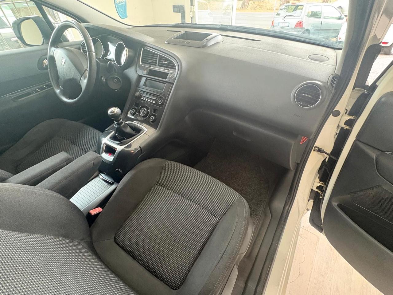Peugeot 5008 1.6 HDi 12 MESI DI GARANZIA COMPLETA !!!