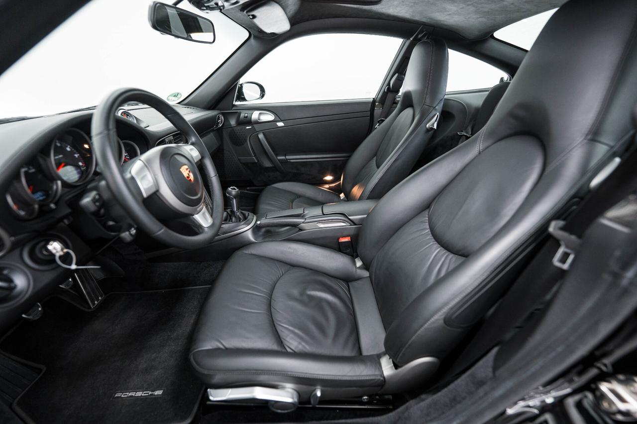 Porsche 911 Carrera cat Coupé--ASI--