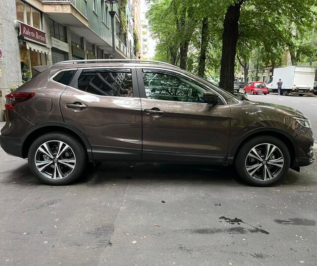 Nissan Qashqai 1.2 DIG-T N-Connecta