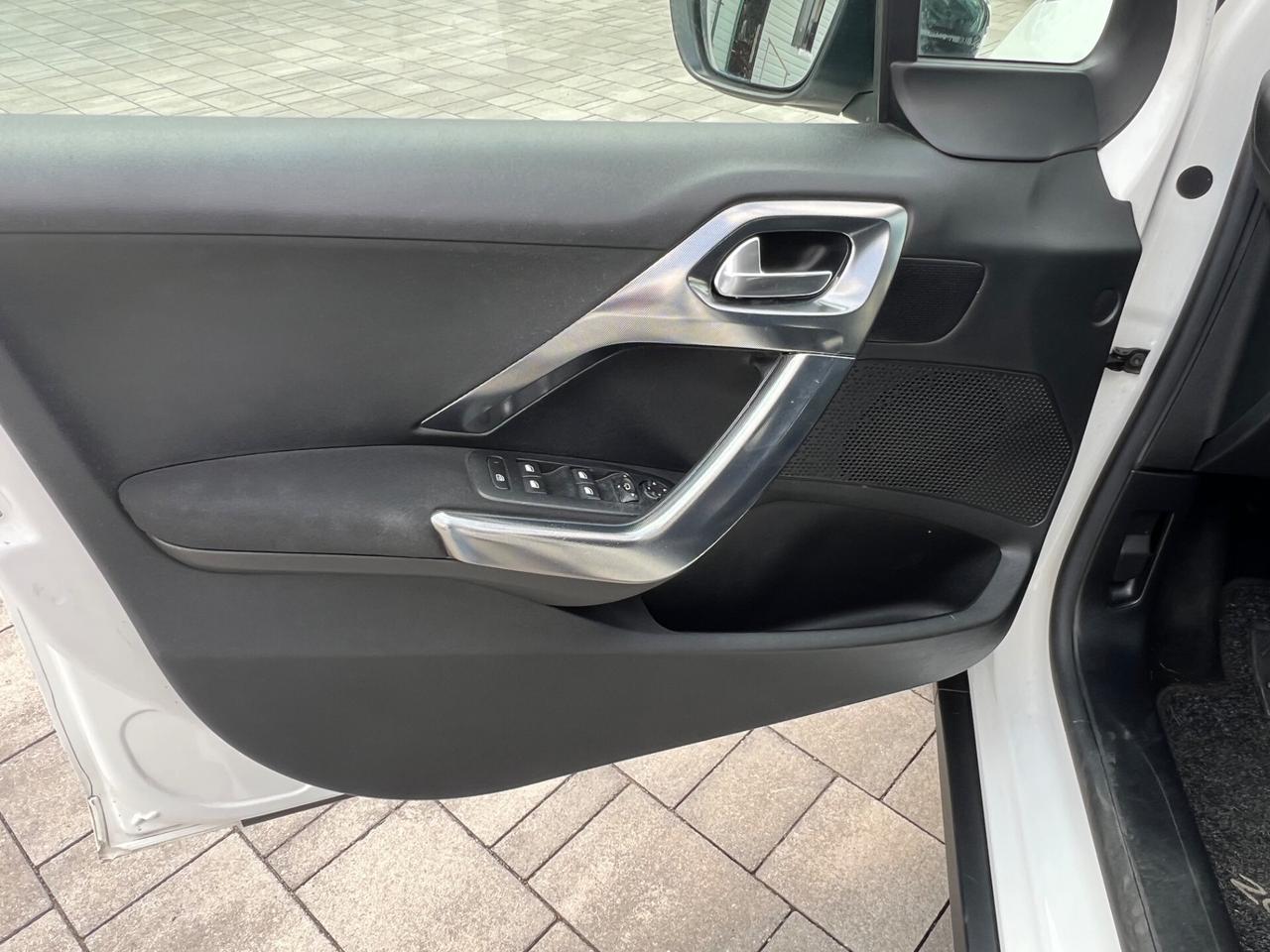 Peugeot 2008 1.6 e-HDi 92 CV Active FINANZIABILE