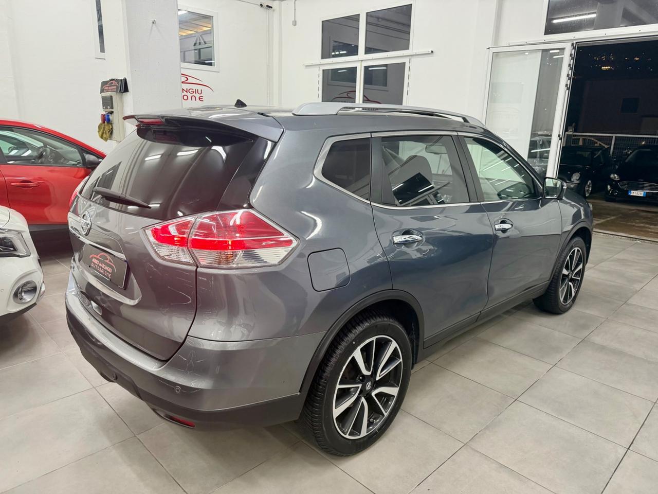 Nissan X-Trail Tekna tetto apribile 7 posti FINANZIABILE