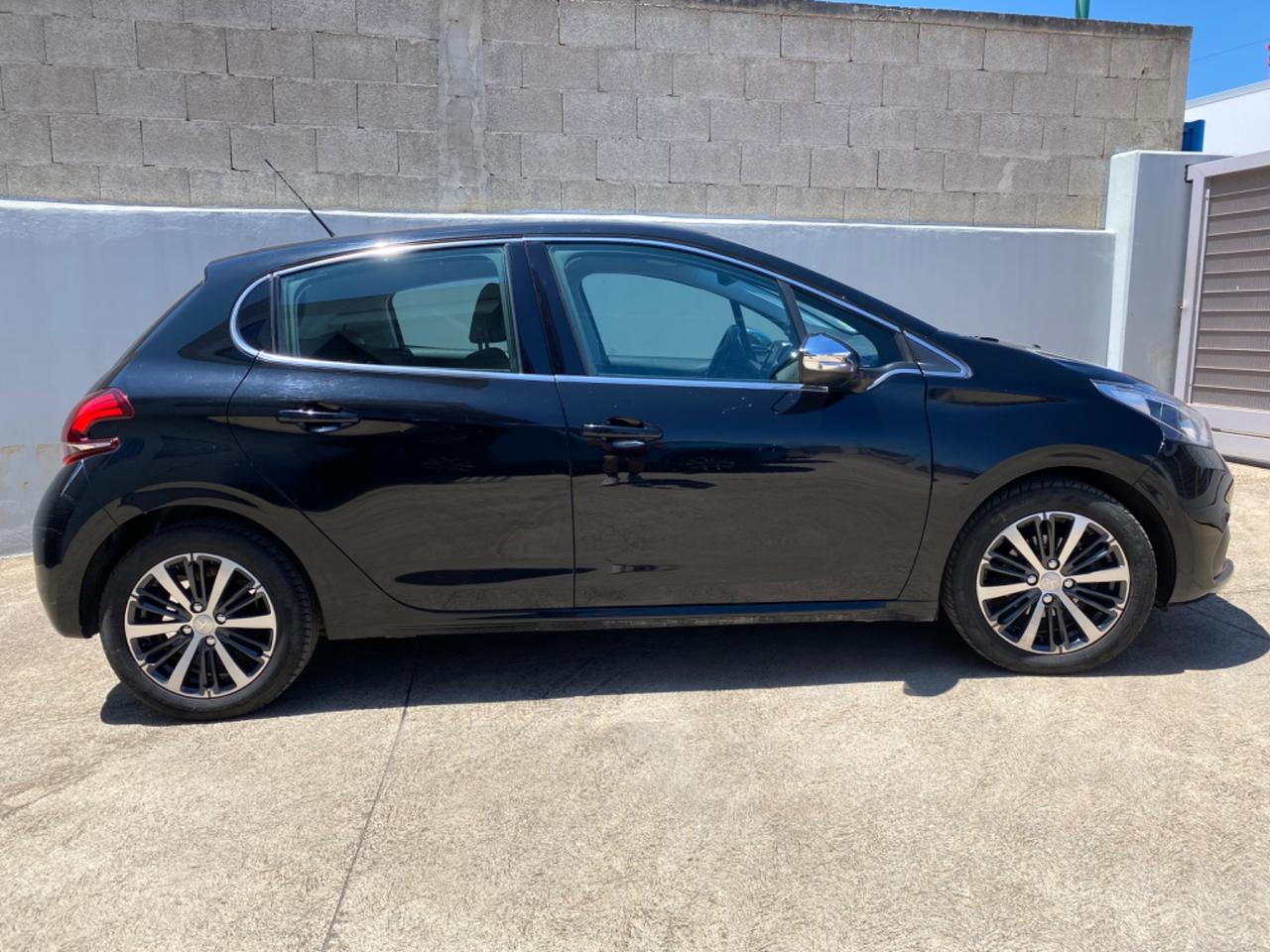 Peugeot 208 1,6 HDI | 2018