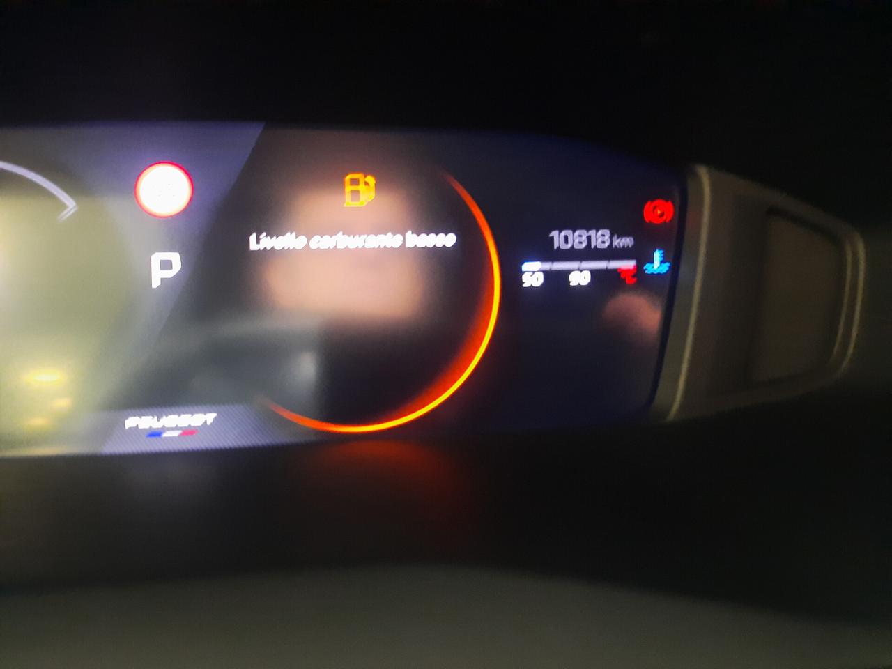 Peugeot 2008 PureTech 130 S&S EAT8 Allure