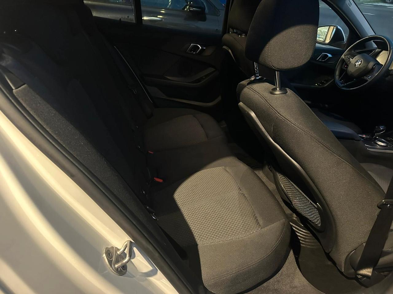 Bmw 120 120d xDrive 5p. Business Advantage