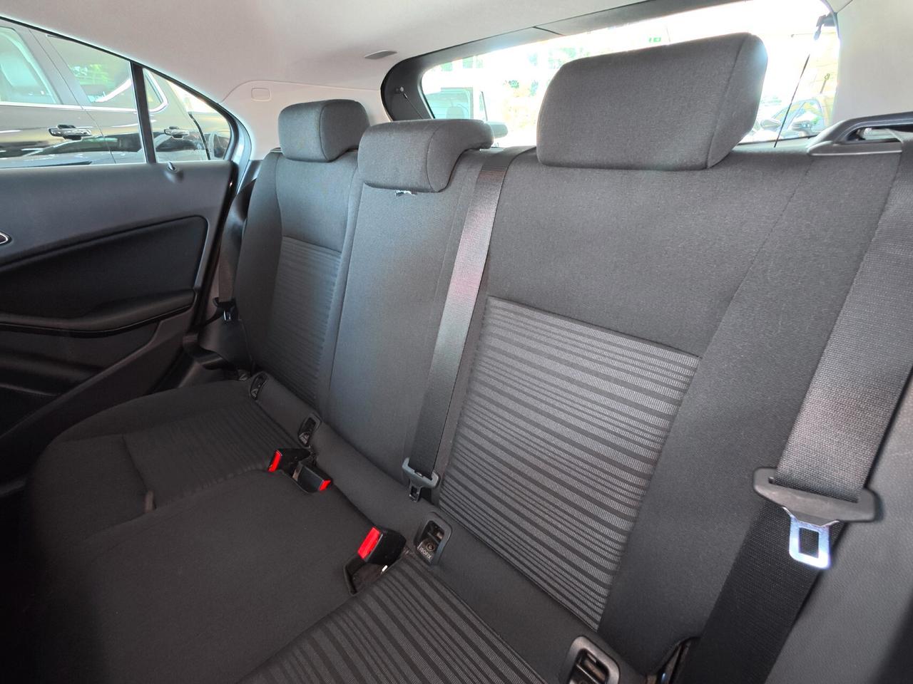 Mercedes-benz A 180 d Premium