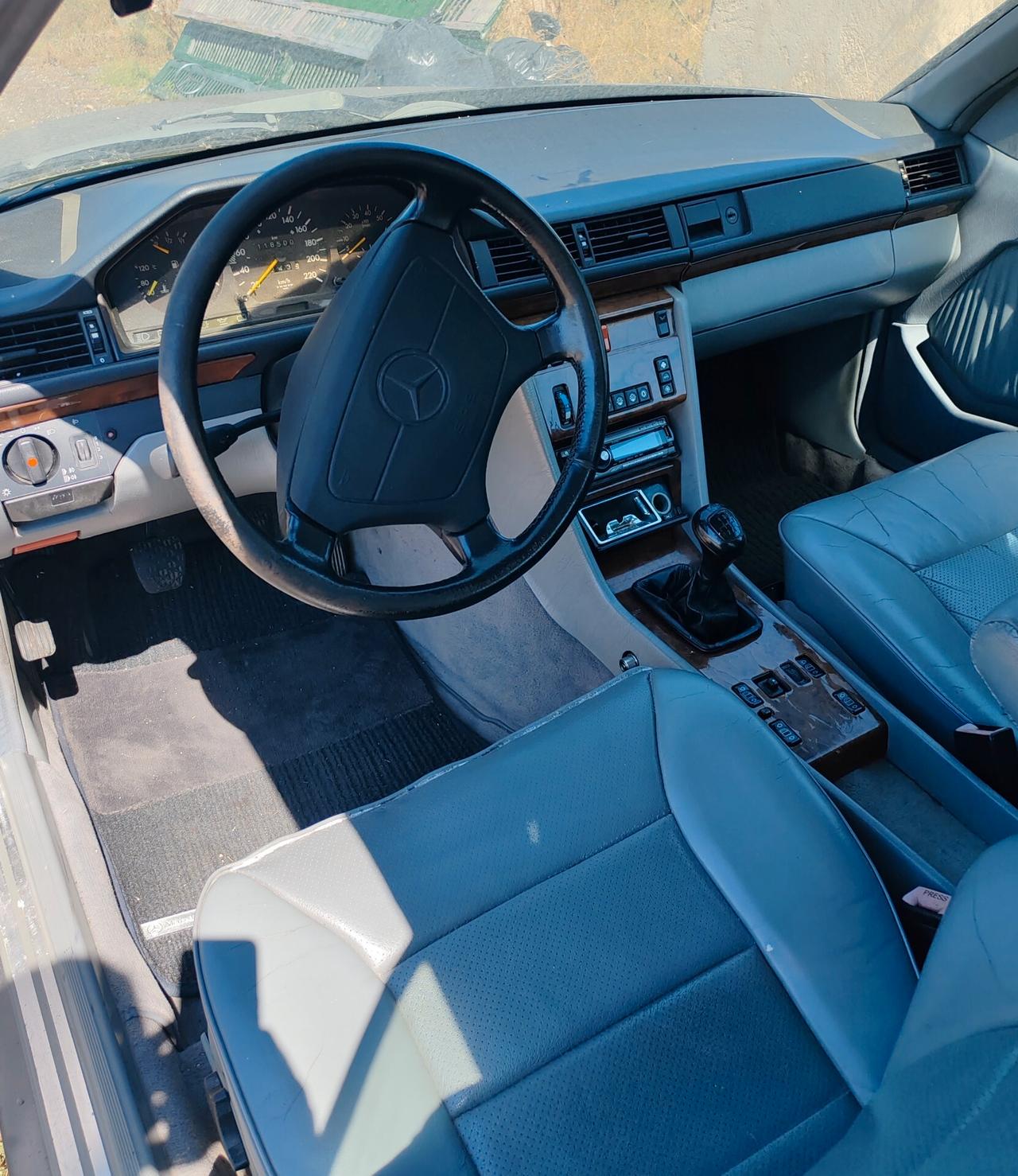 Mercedes-benz 200CE 8 valvole Coupe