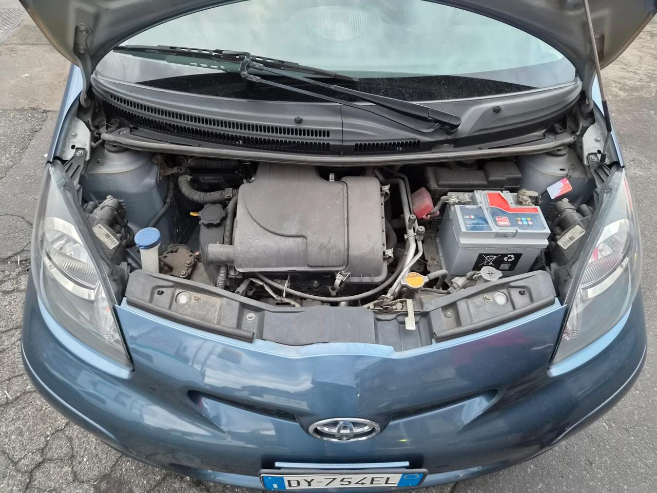 Toyota Aygo 1.0 12V VVT-i 5 porte Sol