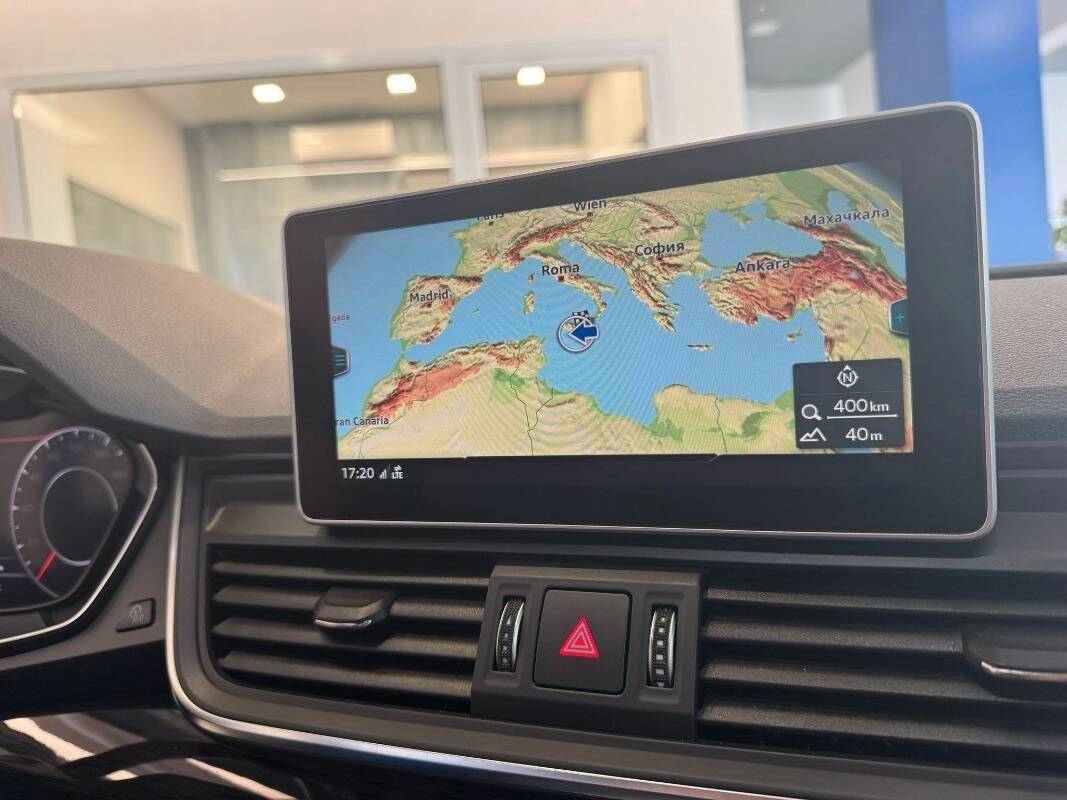 Audi Q5 35 2.0 tdi mhev Business Sport 163cv s-tronic
