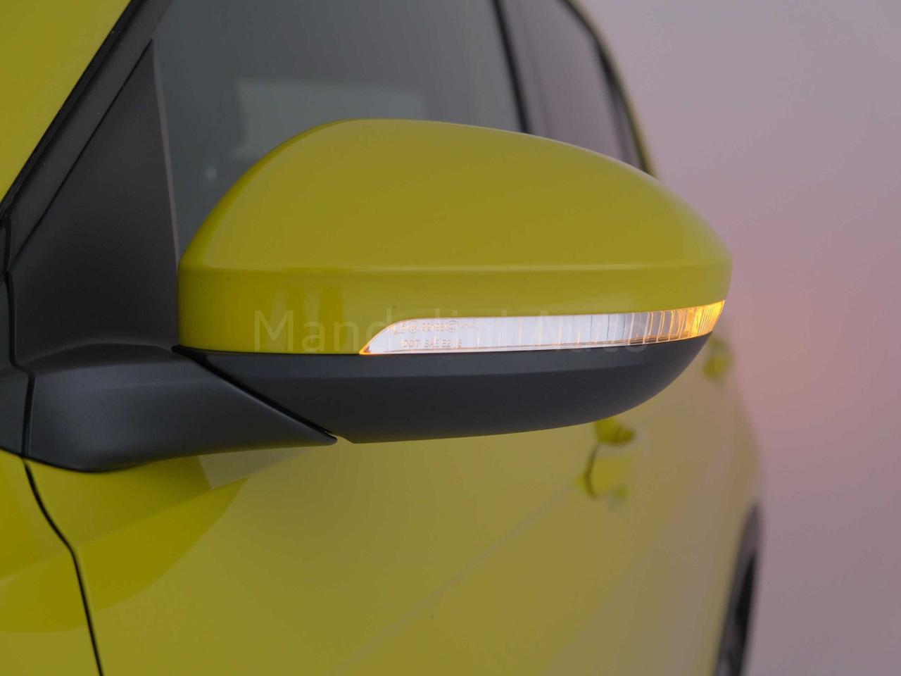 Volkswagen T-Cross 1.0 tsi 115cv r-line