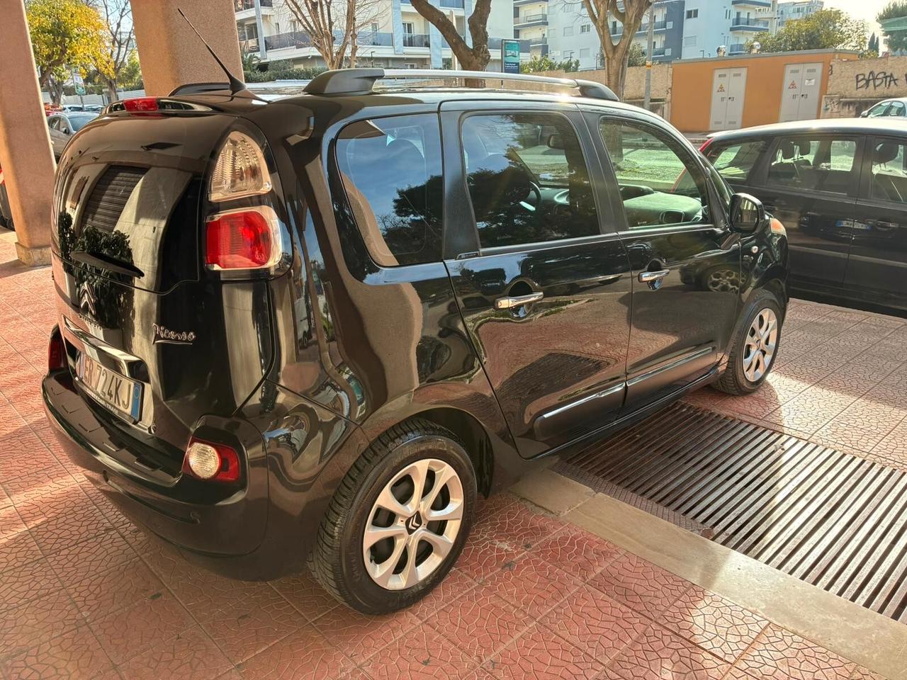 Citroen C3Picasso 1.6HDi 90cv perfetta-13