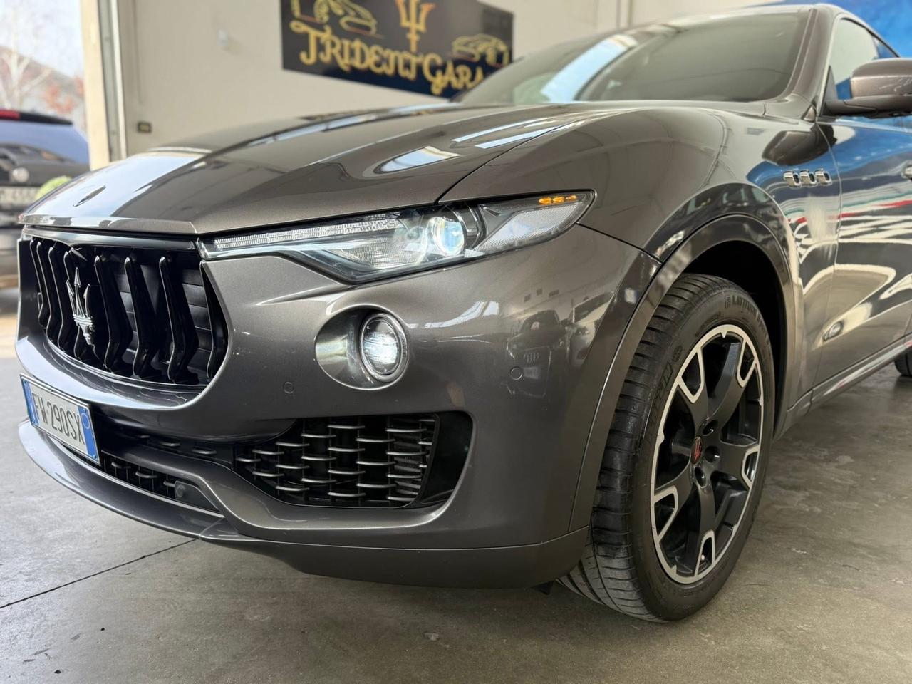 Maserati Levante 3.0 V6 Q4 250CV Diesel AWD