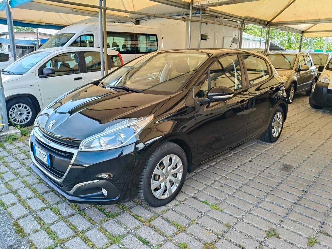Peugeot 208 puretech 82 5p active