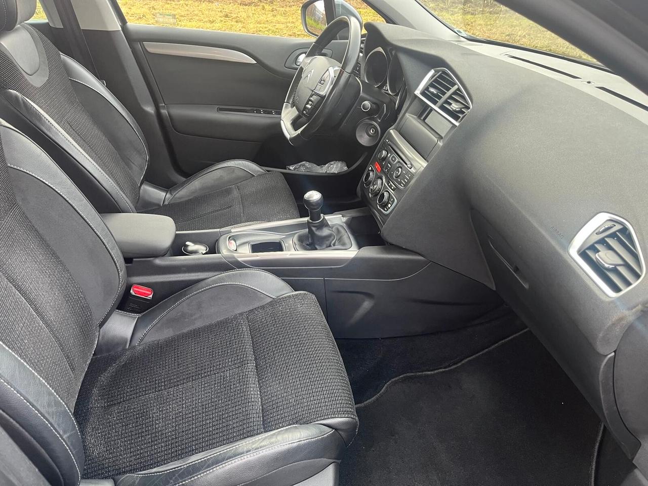 Citroen C4 1.6 VTi 120