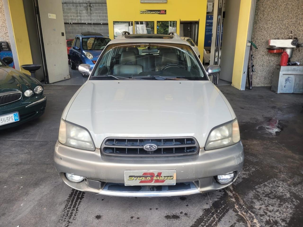 Subaru Legacy 2.5i 16V cat 4WD Outback