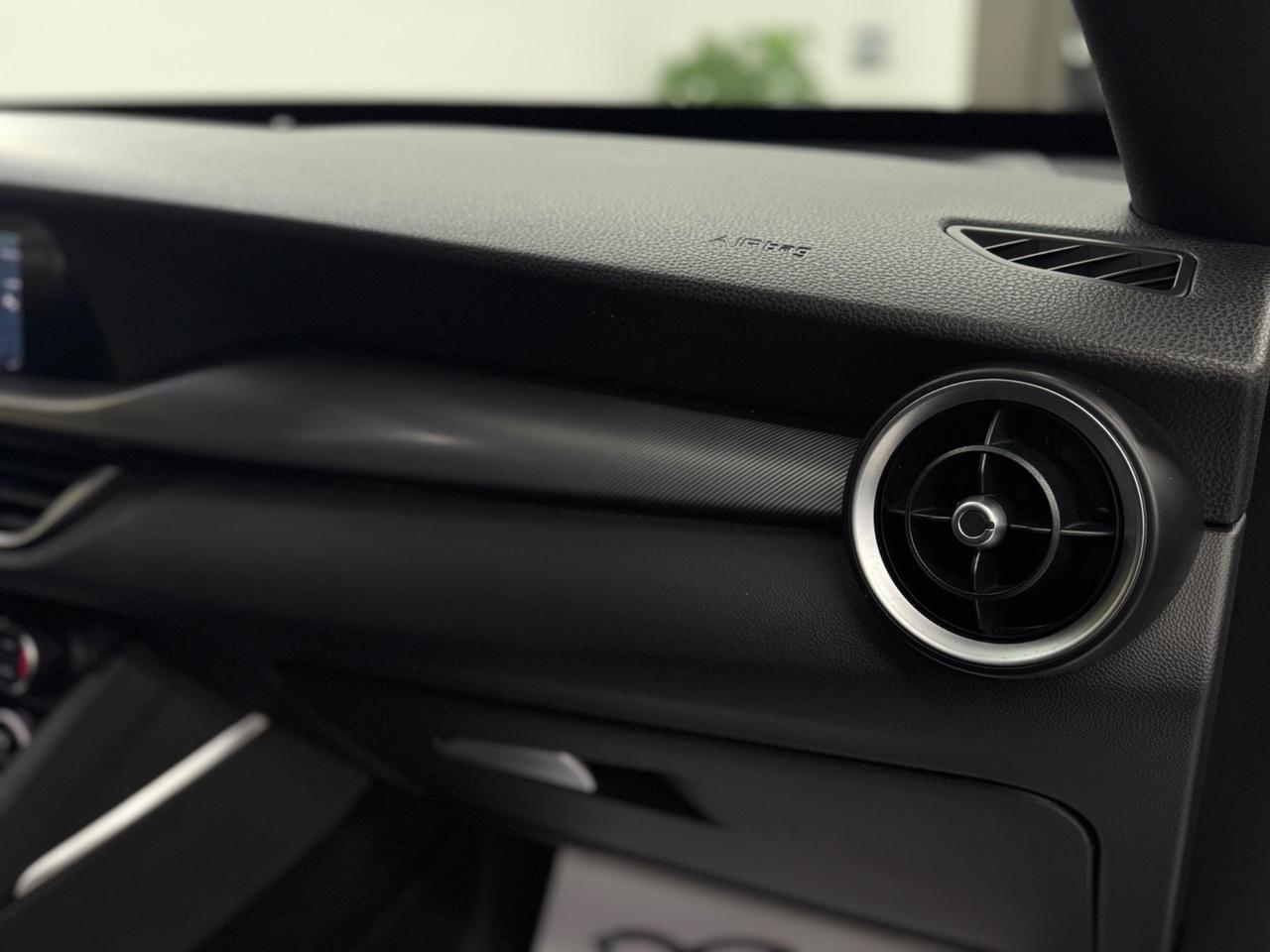 Alfa Romeo Stelvio 2.2 210CV Q4 Veloce Iper Full