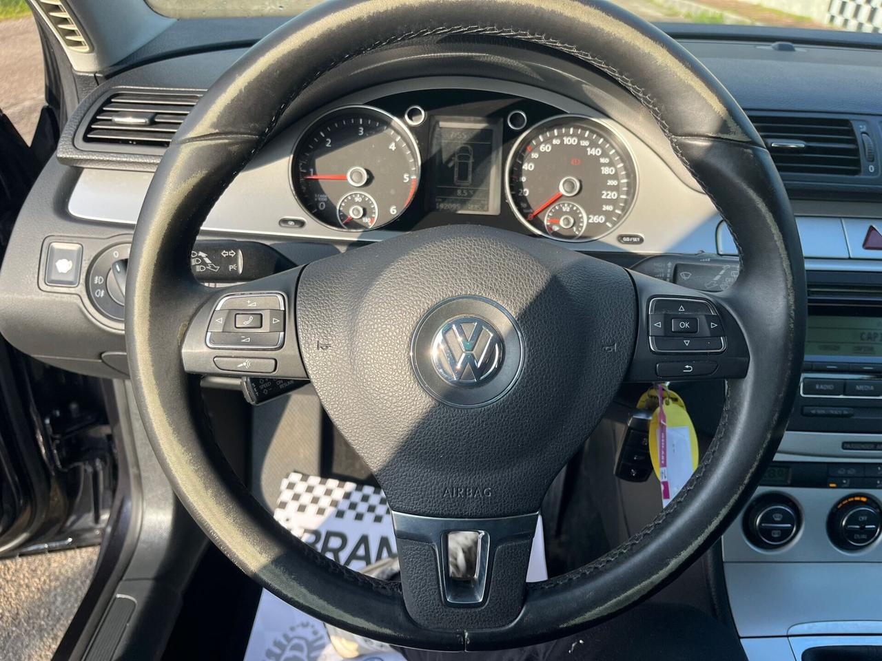 Volkswagen Passat 2.0 TDI Sw Unico - 2009