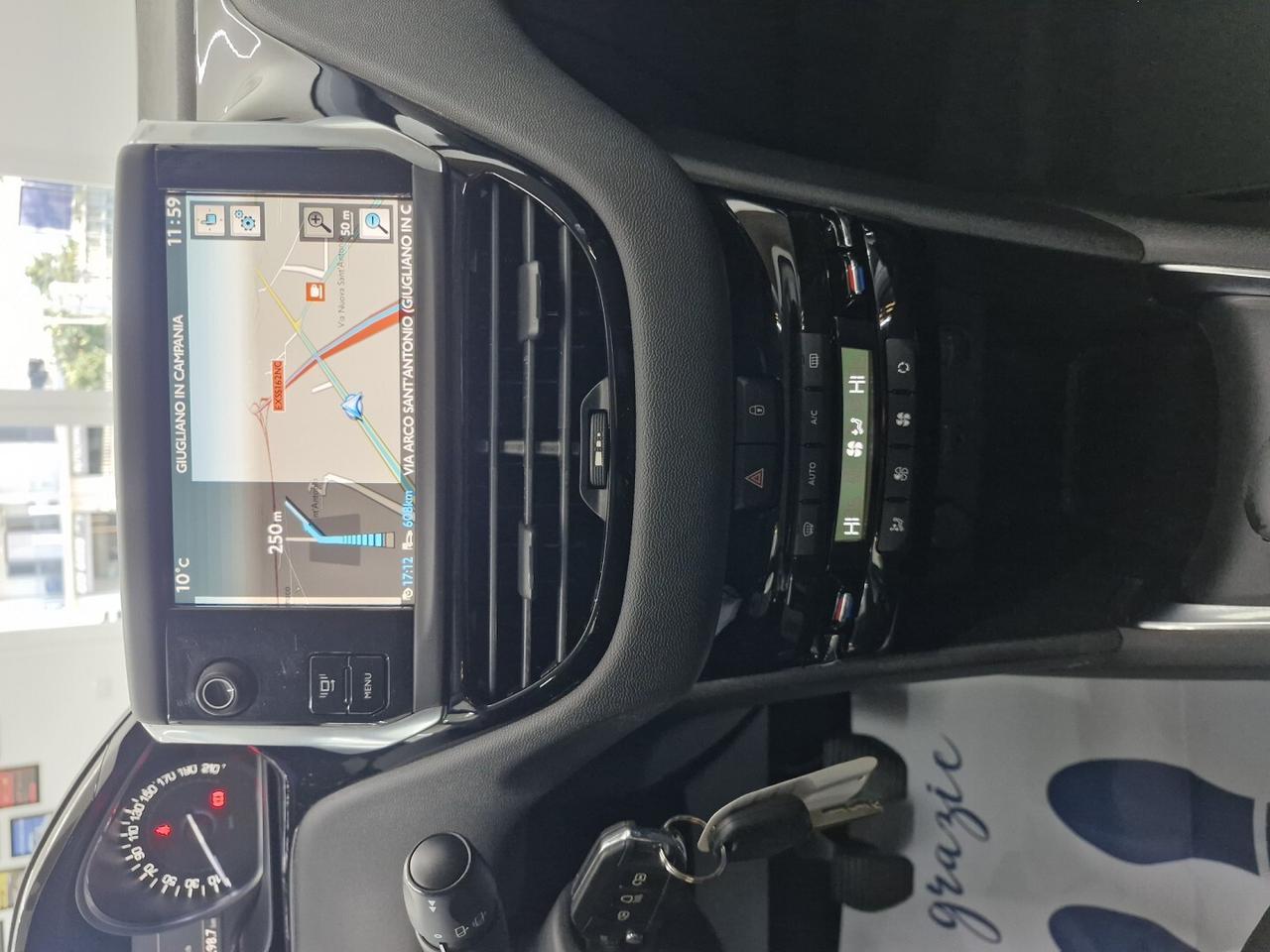 PEUGEOT 208 1.4 HDi 68CV ALLURE