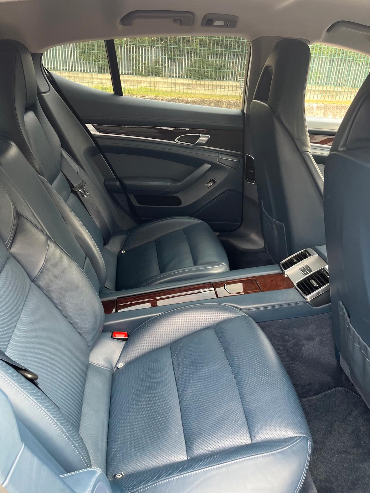 Porsche Panamera 4S 4.8 V8 400CV PDK – SPORT CHRONO