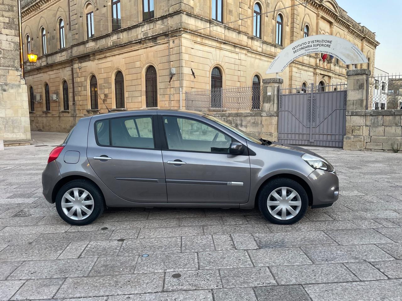 Renault Clio 1.5 dCi km 130 mila