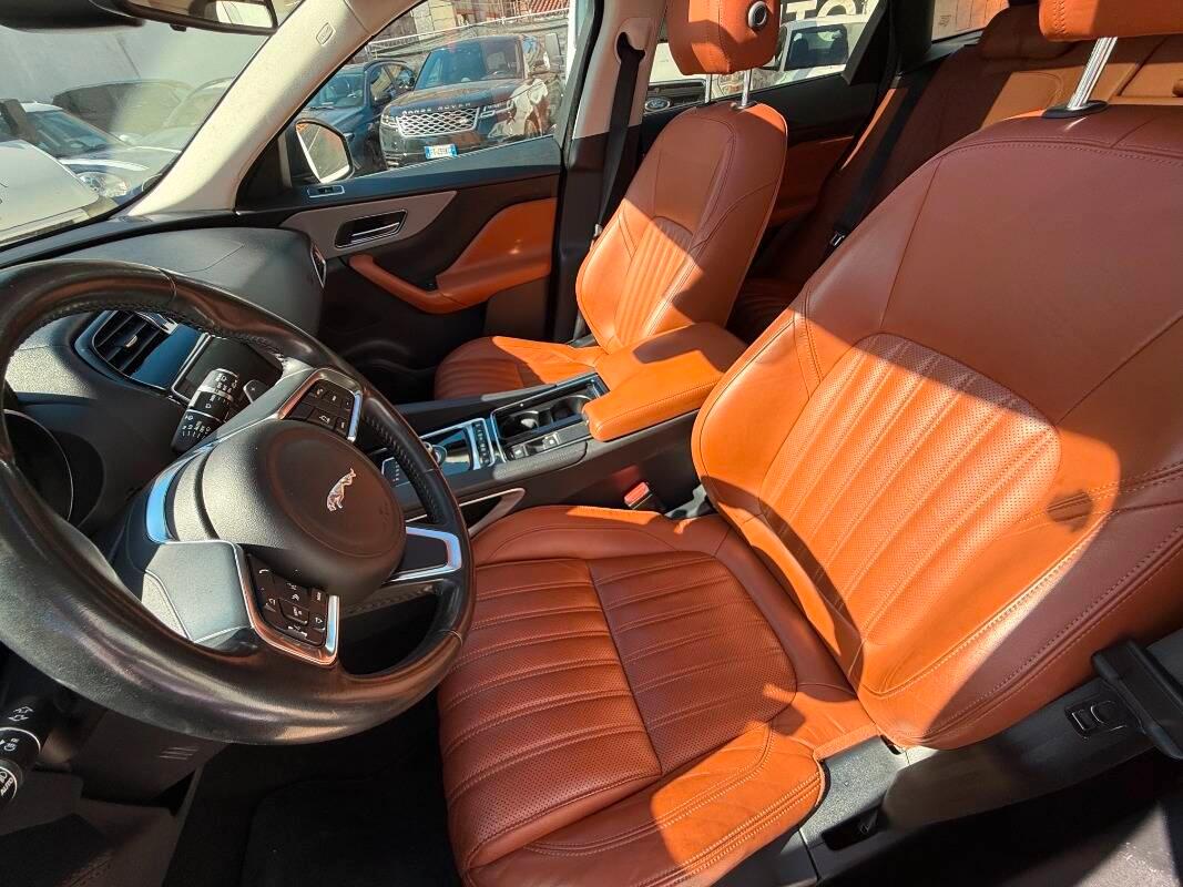 Jaguar F-Pace Jaguar F-Pace 2.0d i4 Portfolio awd 240cv auto my18