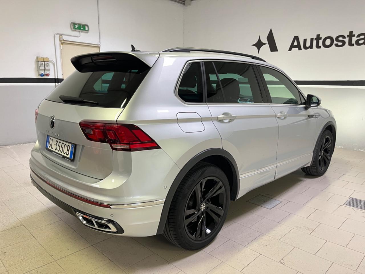 Volkswagen Tiguan 2.0 TDI 150 CV SCR DSG R-Line