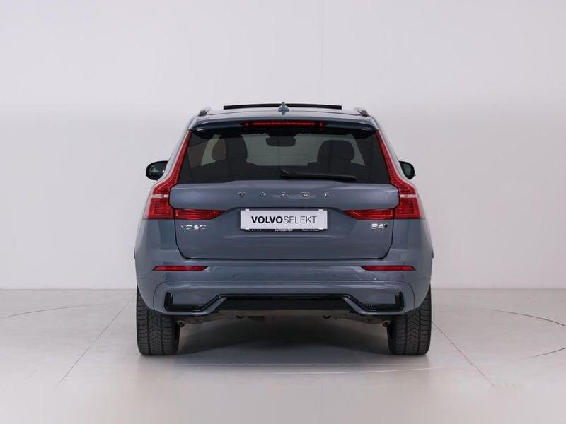 Volvo XC60 XC60 B4 (d) 197CV AWD AUT R DESIGN