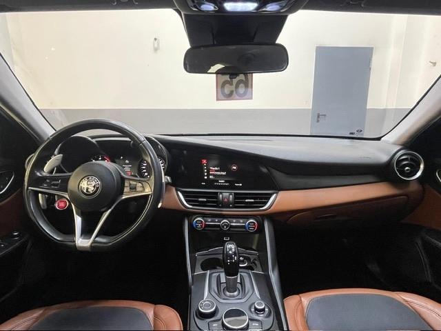 Alfa Romeo Giulia 2.2 Turbodiesel 180 CV AT8 Business Sport Launch Ed.