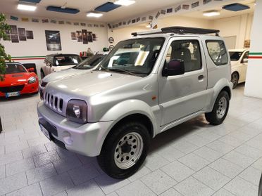 Suzuki Jimny 1.3i 4WD GANCIO TRAINO NEOPATENTATI