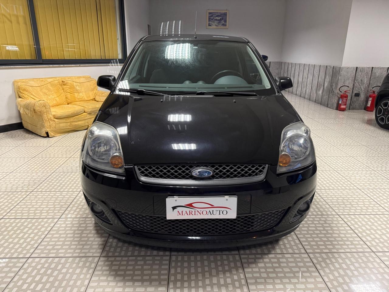 Ford Fiesta 1.2 16V 3p. Ghia
