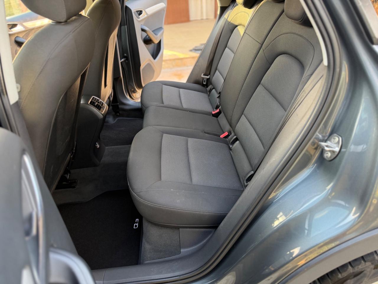 Audi Q3 2.0 TDI 150 CV quattro S tronic Sport