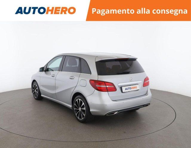MERCEDES-BENZ B 180 d Sport