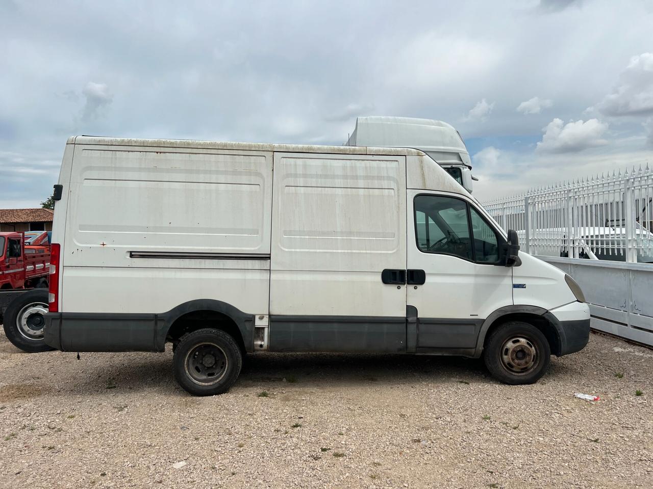 Iveco daily 35c18 Furgone max Anno 2008 Cilindrata 3000