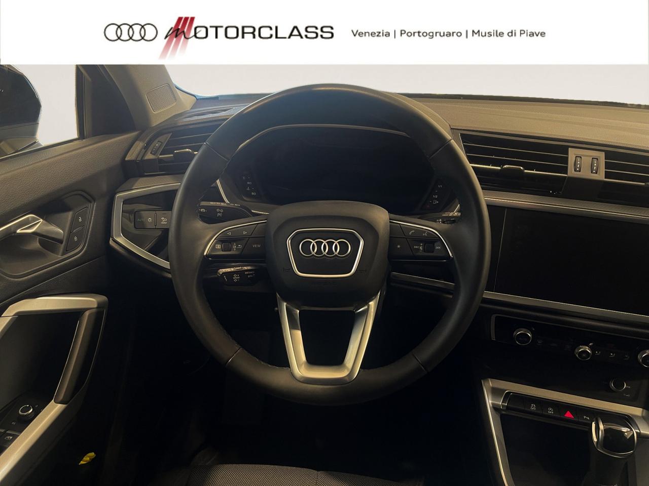 Audi Q3 35 2.0 tdi business advanced s tronic