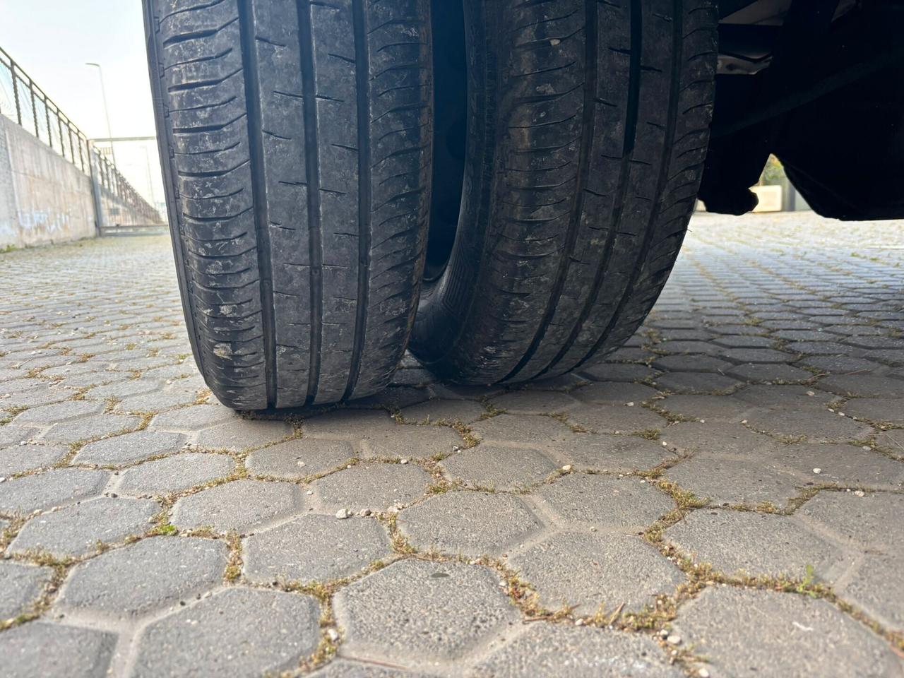 Iveco Daily 59C12 GEMELLATO CON SPONDA – CASSA GRANDE – Patente C