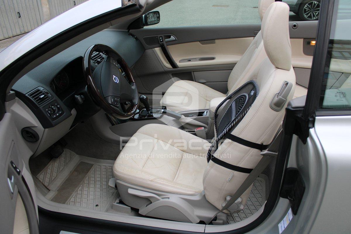 VOLVO C70 2.5 turbo 20V T5 Momentum