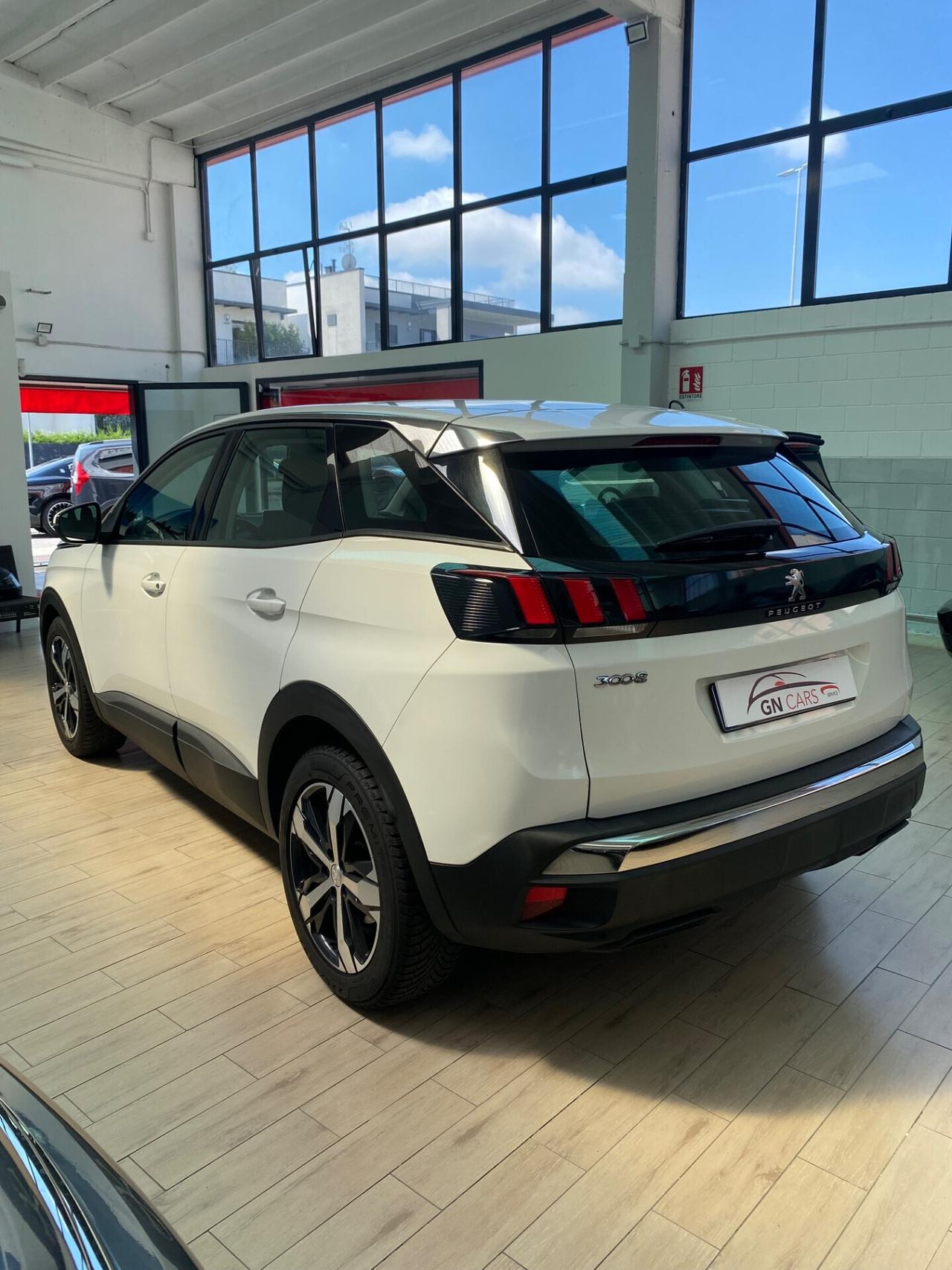 Peugeot 3008 BlueHDi 130 S&S EAT8 Business