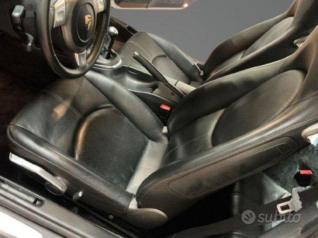 PORSCHE 997 911 Carrera 4S Coup
