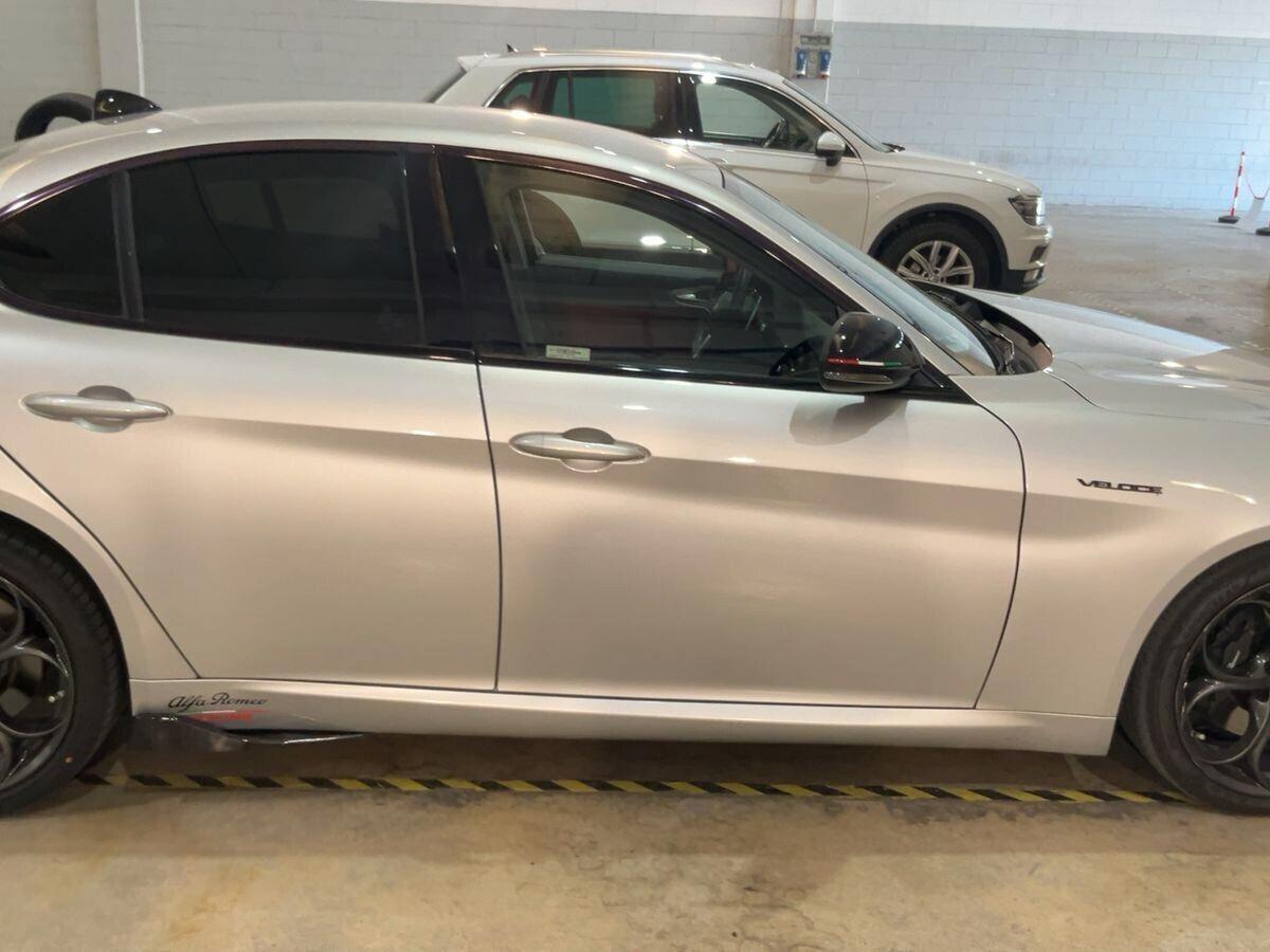 Alfa Romeo Giulia 2.2 Turbodiesel 210 CV AT8 AWD Q4 Veloce