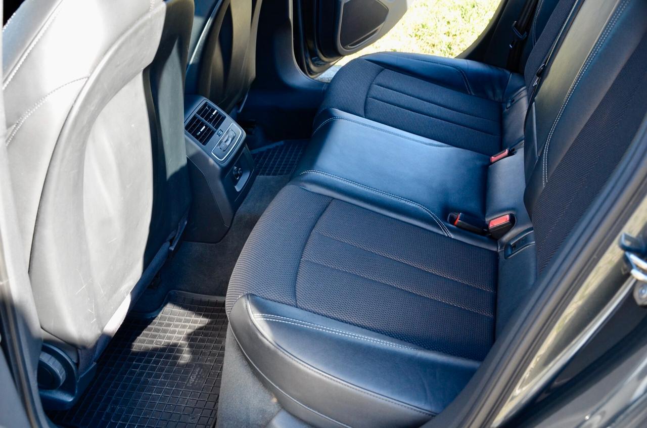 AUDI A4 AVANT 2.0 TDI S-LINE INT+EXT QUATTRO 190cv S-TRONIC, SERVICE AUDI, UFF ITALIANA, EURO 6B, FARI FULL LED, VIRTUAL COCKPIT, RETROCAMERA, PERMUTE