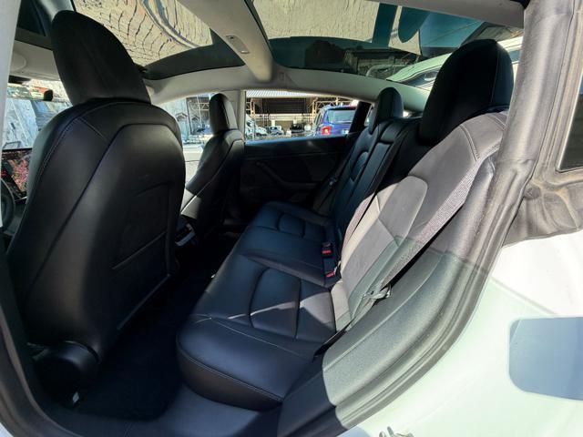 TESLA Model 3 Long Range AWD Performance