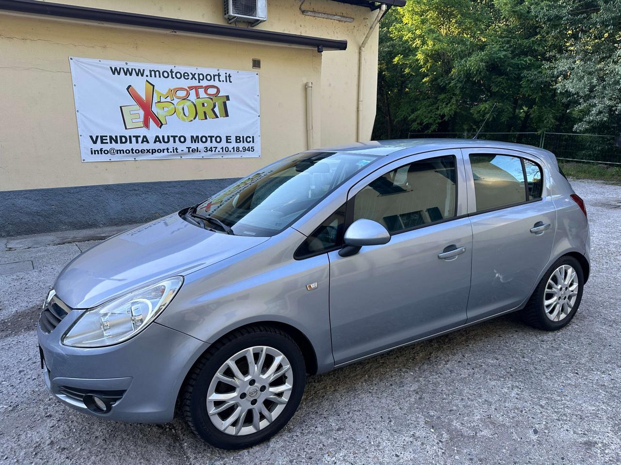 Opel Corsa 1.2 80CV 5 porte GPL-TECH Club