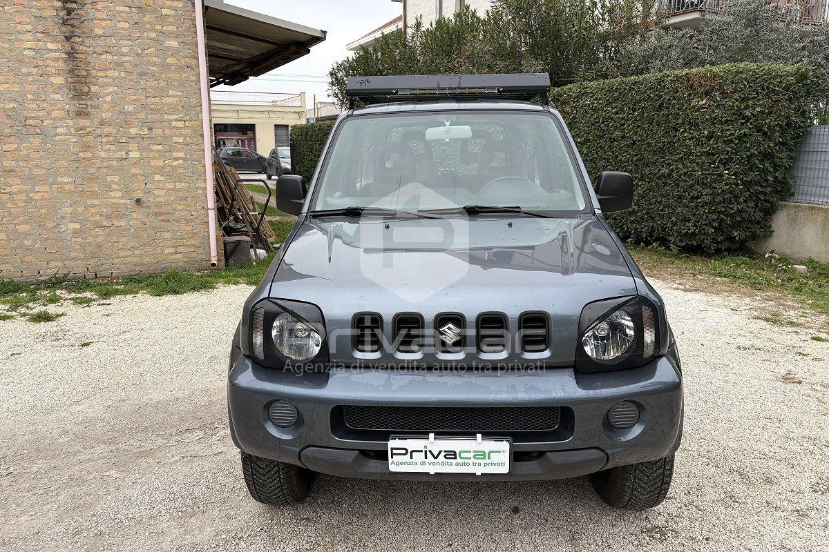 SUZUKI Jimny 1.3i 16V cat 4WD JLX