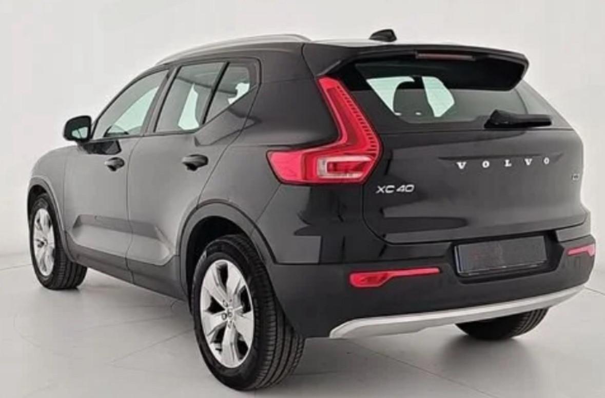Volvo XC40 D3 AWD Geartronic Momentum 98.000 Km-2030