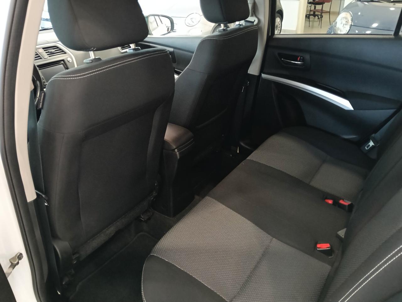 Suzuki S-Cross 1.6 DDiS Top