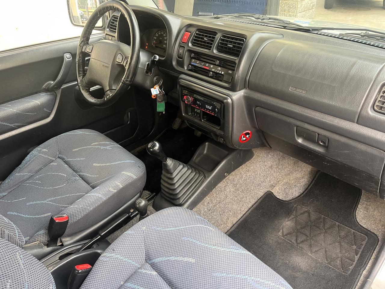 Suzuki Jimny 1.3i 16V cat 4WD JLX Mode