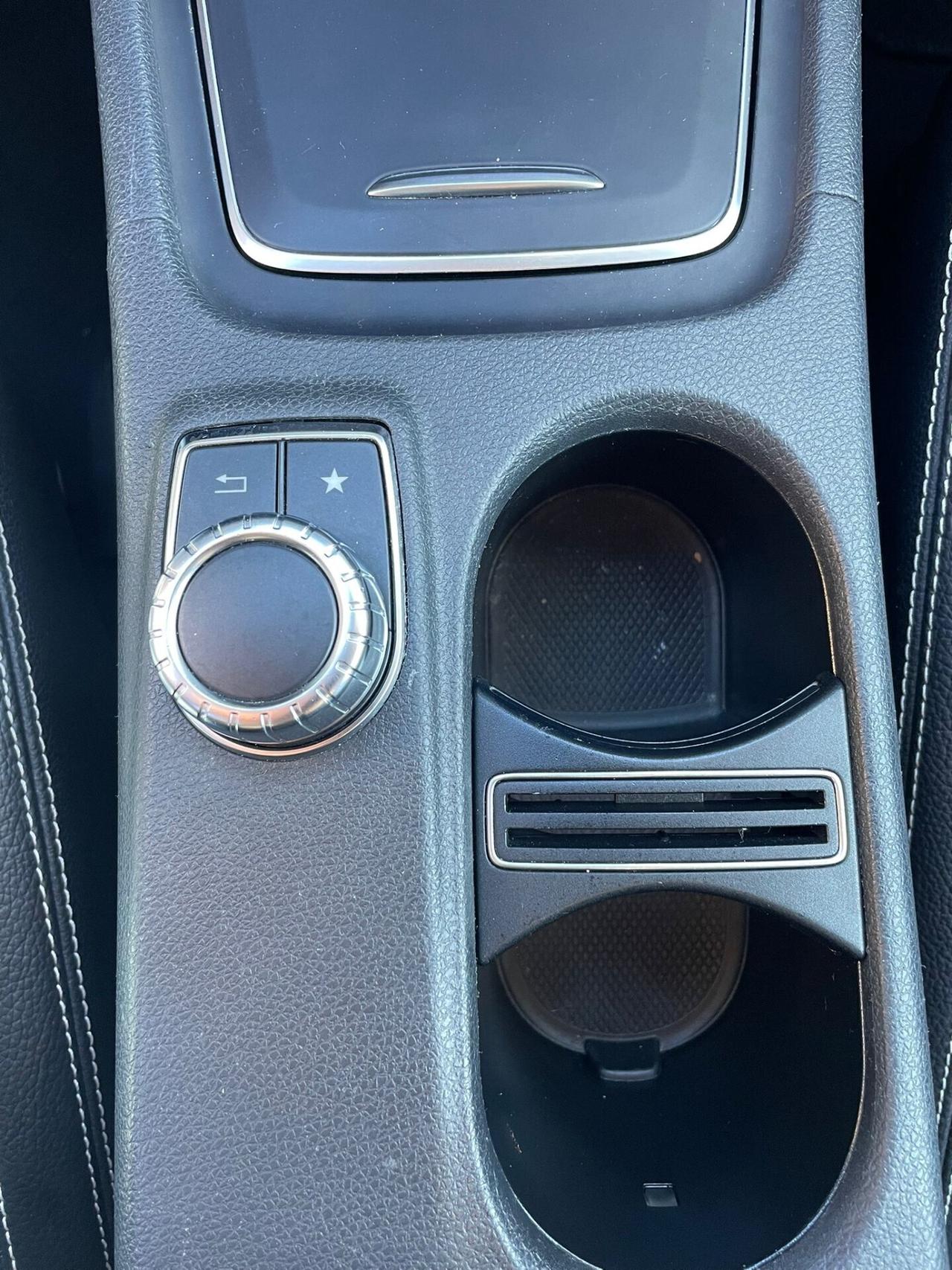 Mercedes-benz GLA 200 d Automatic Premium