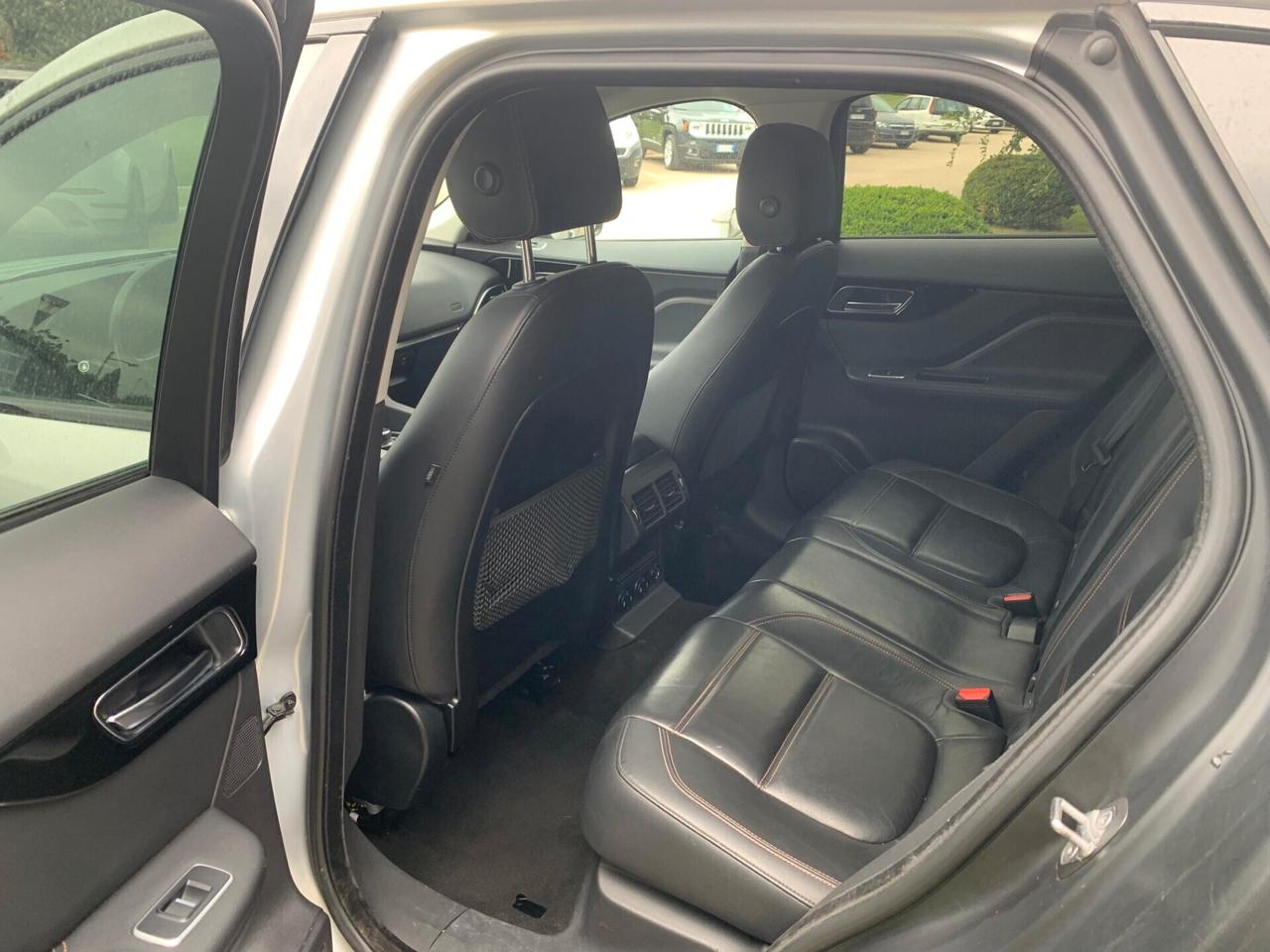 Jaguar F-Pace 2.0 D 240 CV AWD aut. Prestige