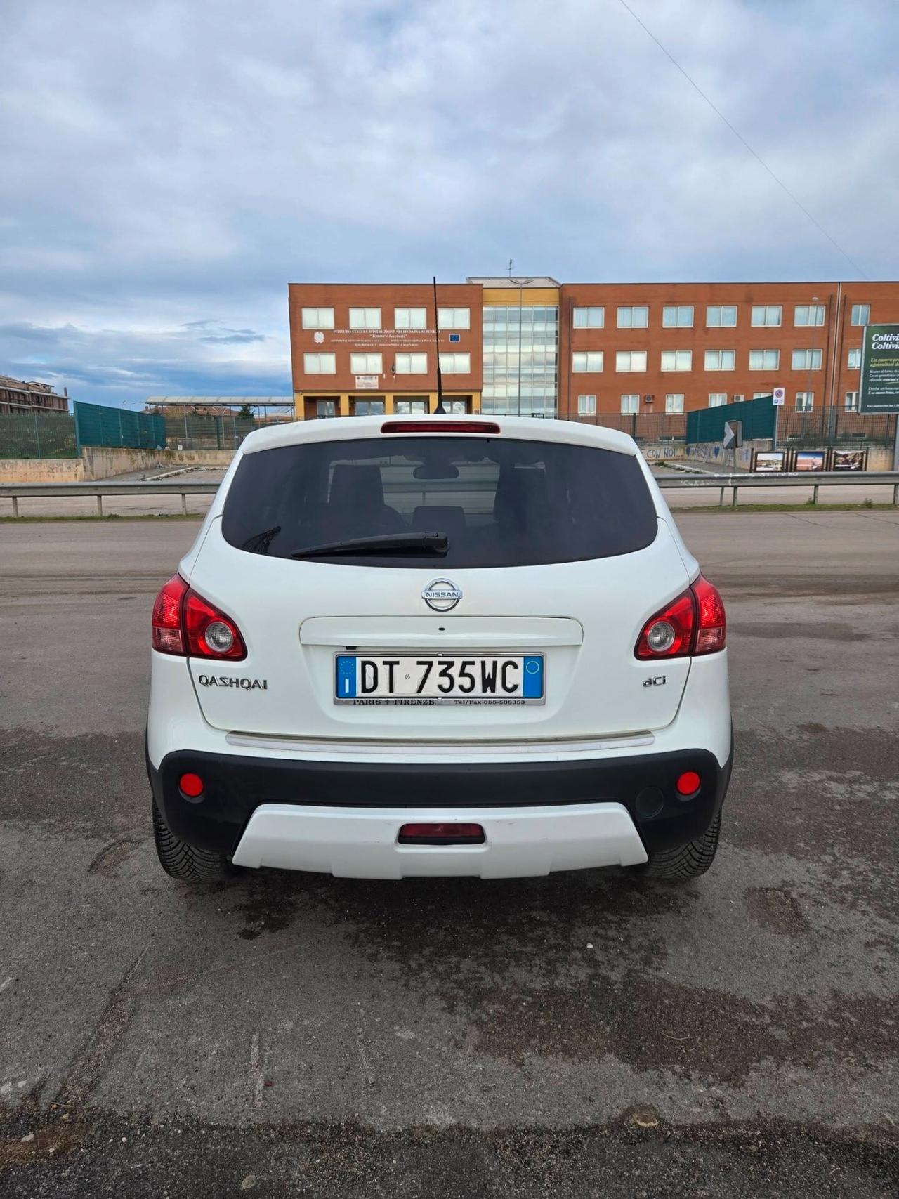 Nissan Qashqai 2.0 dCi DPF 4WD Tekna