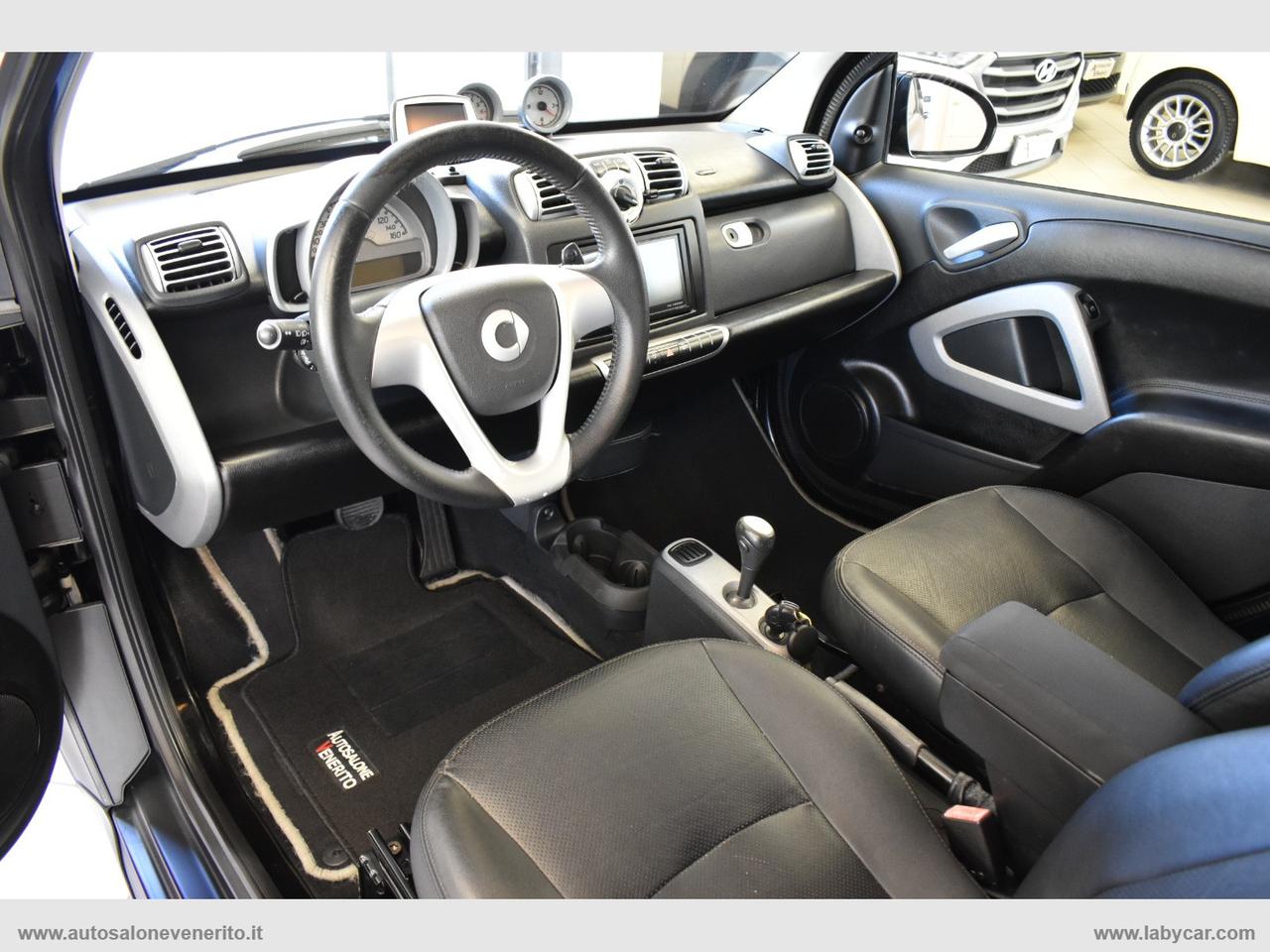 SMART fortwo 1000 62 kW coupé passion