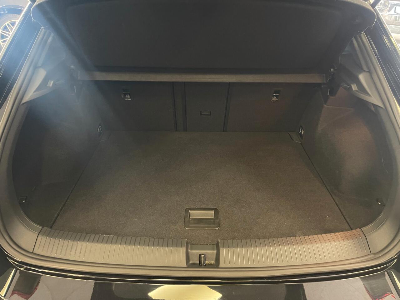 Volkswagen T-Roc 2.0 TDI SCR 150 CV DSG R-Line